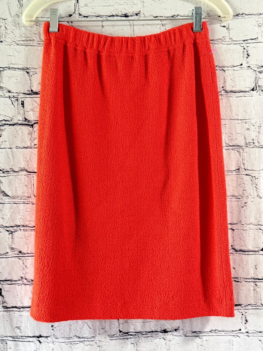 St John Collection Knit By Marie Gray Coral Color Knee-length Skirt Size 6